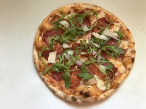53.Pizza Rucola