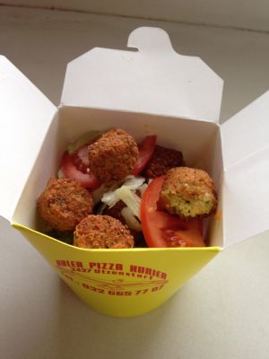 Falafel Box mit Salat